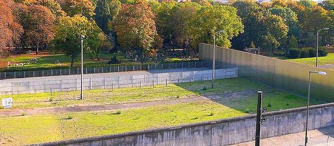 Il memoriale del Muro di Berlino sulla Bernauer Straße