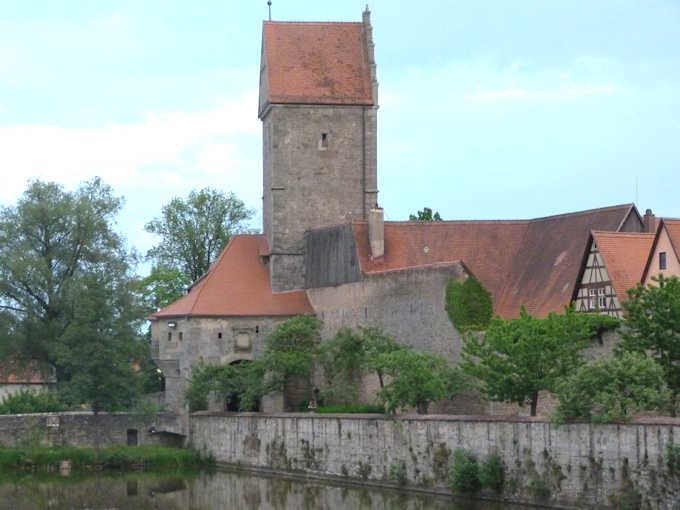 Le mura medievali di Dinkelsbhl