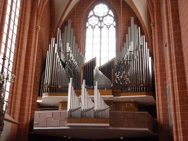 L'organo principale del duomo