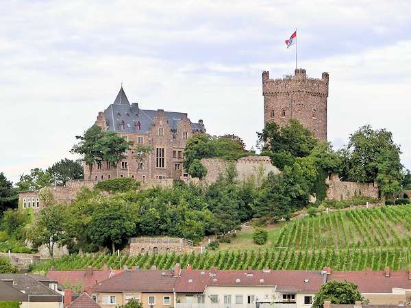 La fortezza "Burg Klopp"