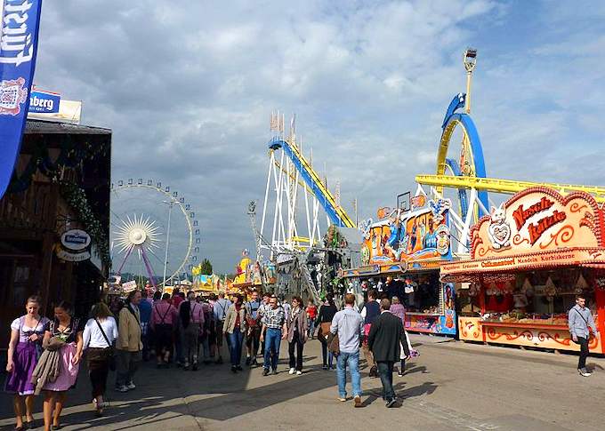 Cannstatter Volksfest (festa della birra)