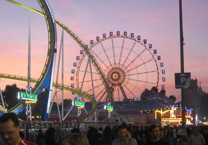 Cannstatter Volksfest (festa della birra)