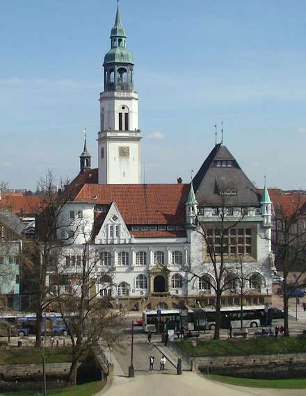 Il museo Bomann e la chiesa protestante St. Marien