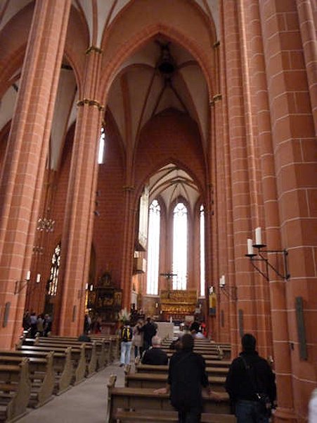 Il duomo di Francoforte - gli interni