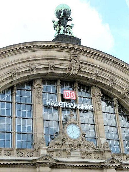 La stazione centrale di Francoforte
