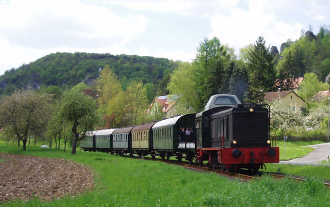 Il treno turistico tra Forchheim e Behringersmühle