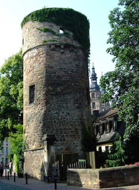 La 'Torre delle streghe' del 1150