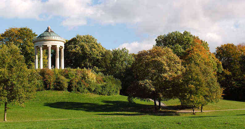 Il tempietto Monopteros