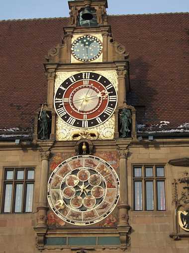 L'orologio astronomico del municipio