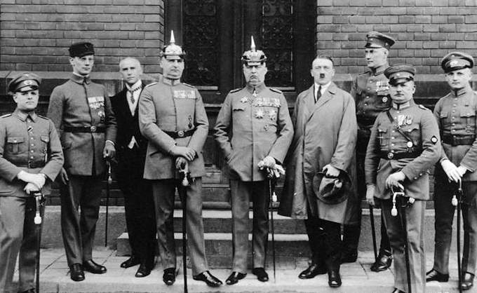 Adlf Hitler nel 1924