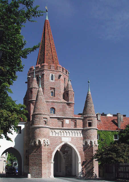 La Kreuztor, la porta occidentale della città
