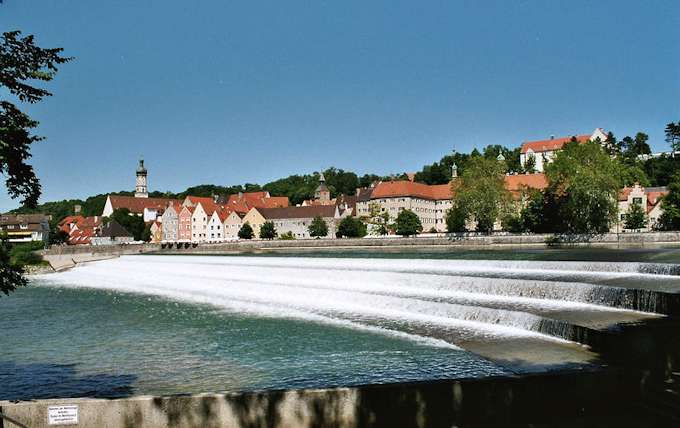 Le cascate del fiume Lech a Landsberg.