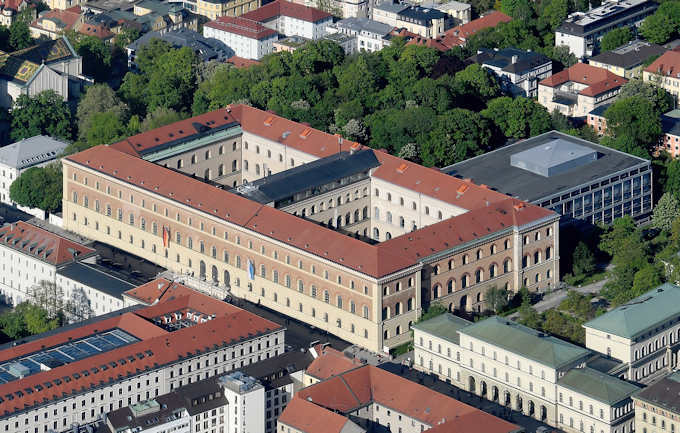 Ludwigstrasse - La Biblioteca di Stato della Baviera