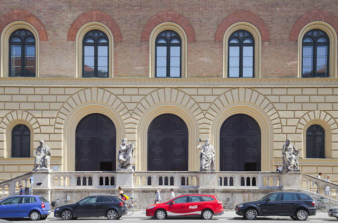 Ludwigstrasse - La Biblioteca di Stato della Baviera