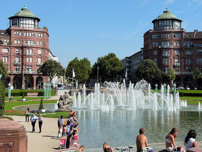 Mannheim - La Friedrichsplatz