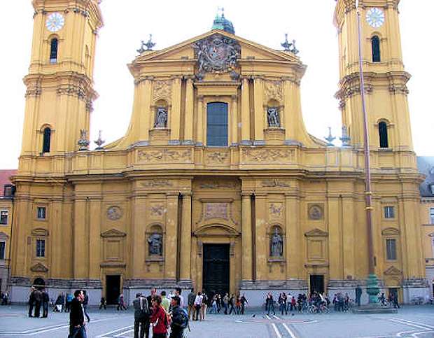 La Theatinerkirche di Monaco