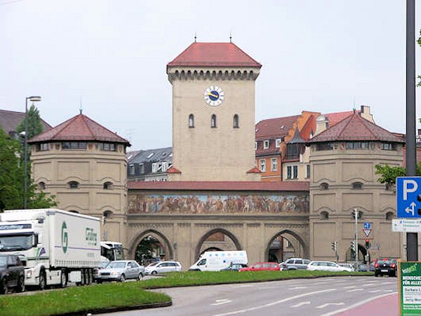 Isartorplatz