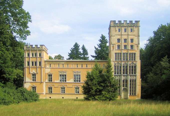 La "Kavaliershaus" al centro dell'isola