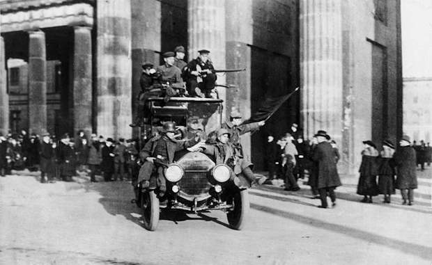 La Porta di Brandeburgo - 1918