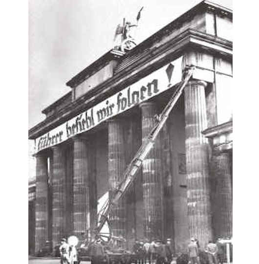 La Porta di Brandeburgo - 1933