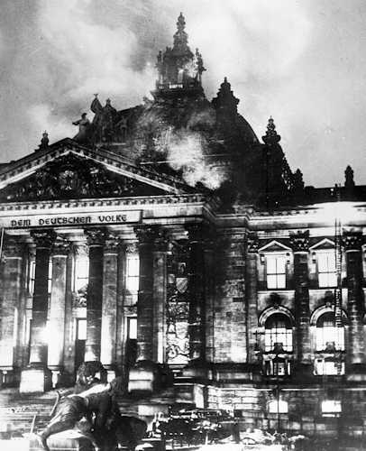 L'incendio del palazzo del Reichstag