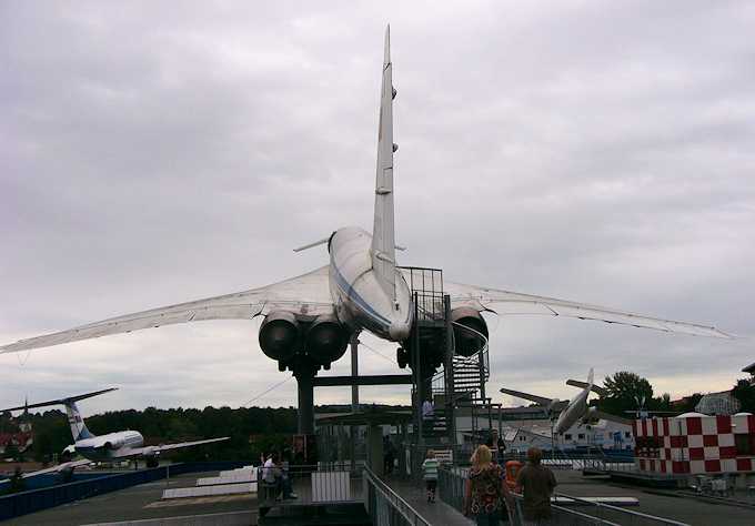 Il Tupolev TU-144