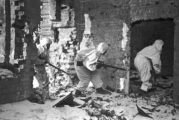 Soldati russi durantye la battaglia di Stalingrado