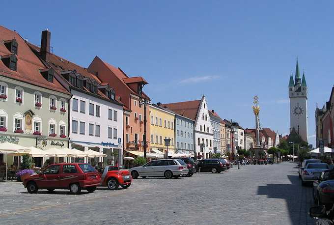 La Theresienplatz, la piazza principale di Straubing