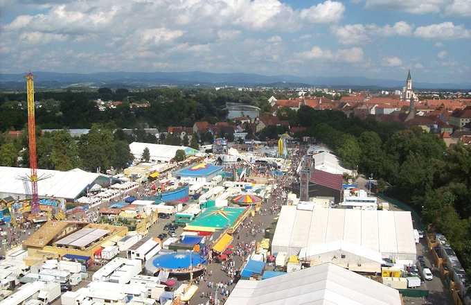 La Gubodenfest, la festa della birra di Straubing