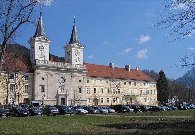 Il castello di Tegernsee (ex-monastero benedettino)