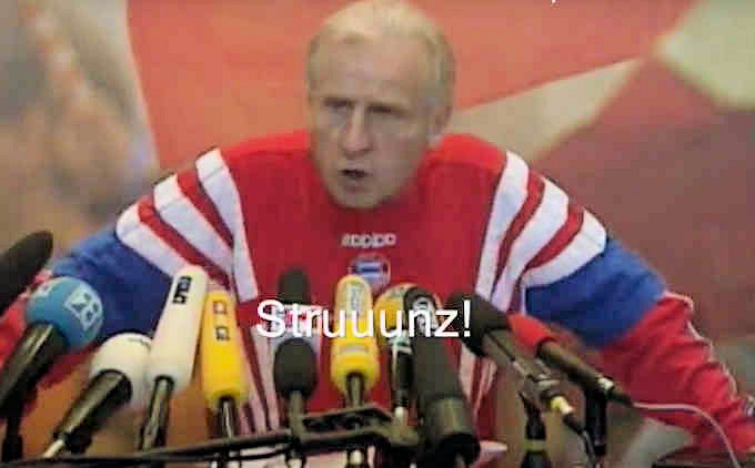 Trapattoni durante la mitica conferenza stampa del 10 marzo 1998.