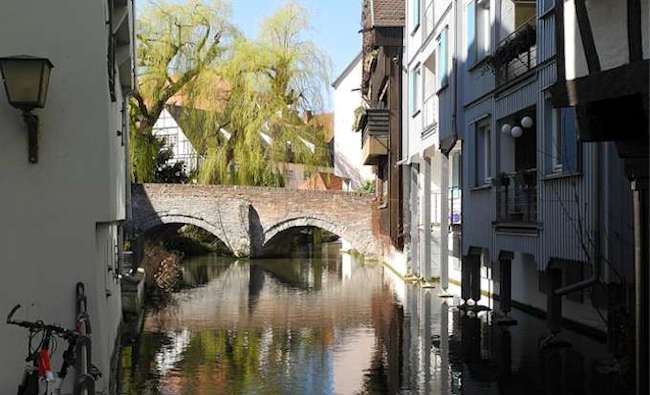 Un ponte sul fiume "Blau"