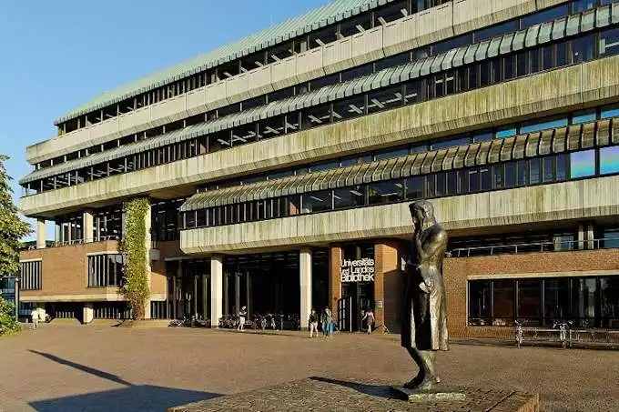 La biblioteca dell'Universit di Dsseldorf