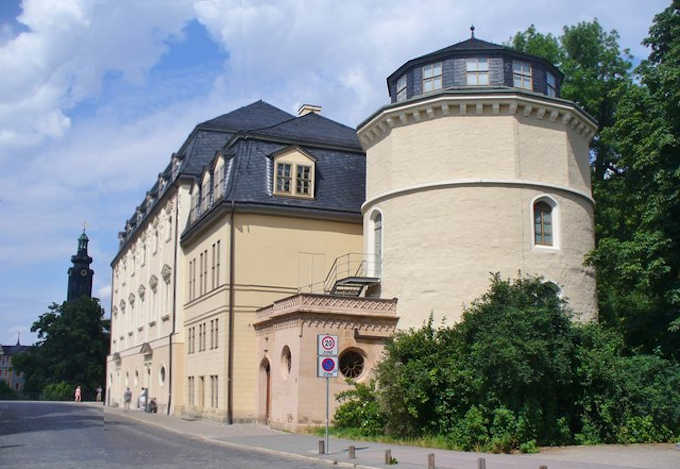 L'edificio della biblioteca oggi, dopo il restauro